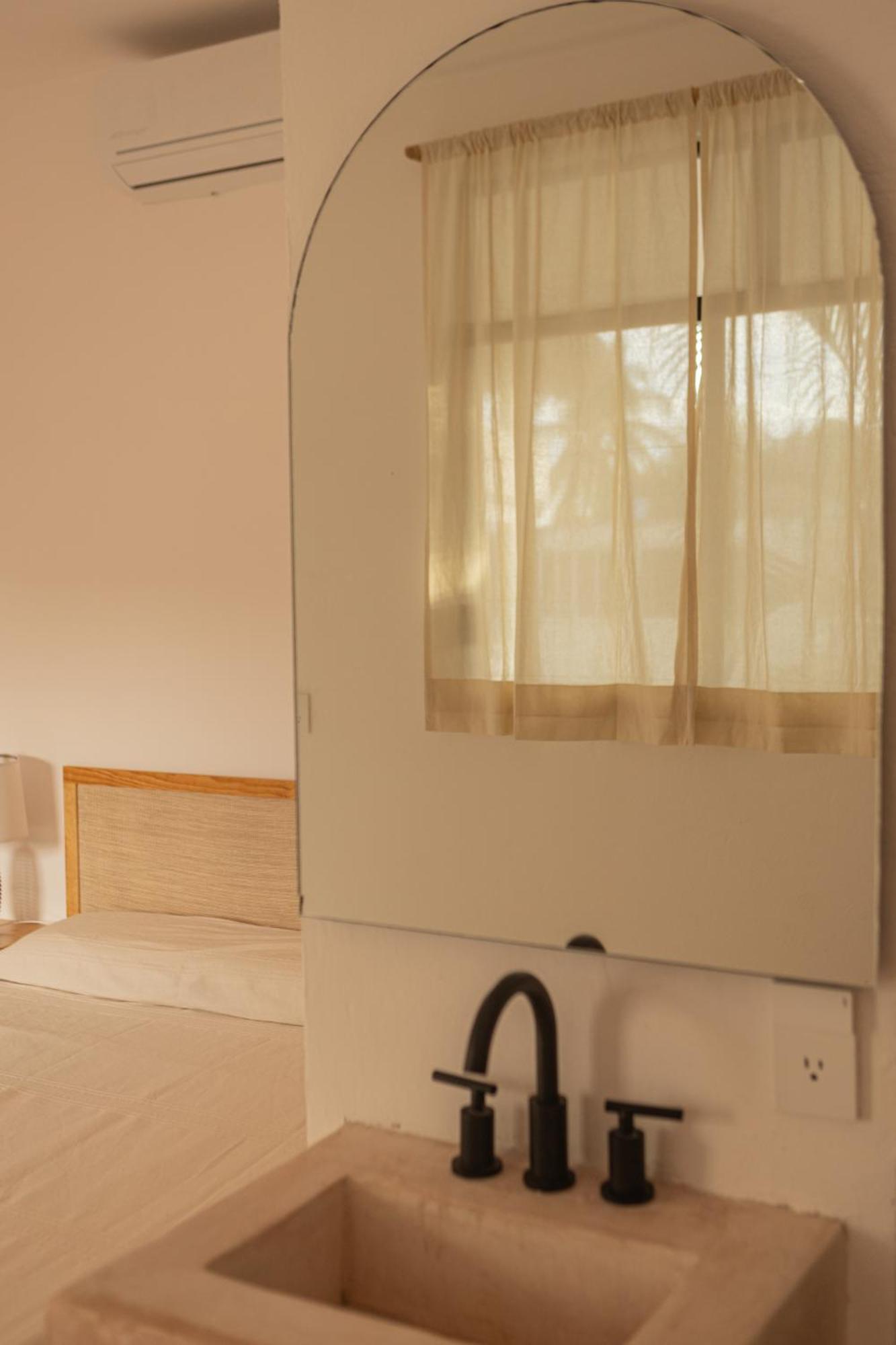 La Punta Rooms Brisas de Zicatela Екстер'єр фото