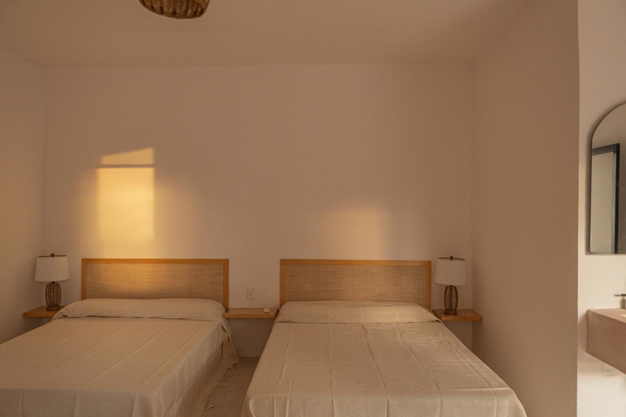 La Punta Rooms Brisas de Zicatela Екстер'єр фото