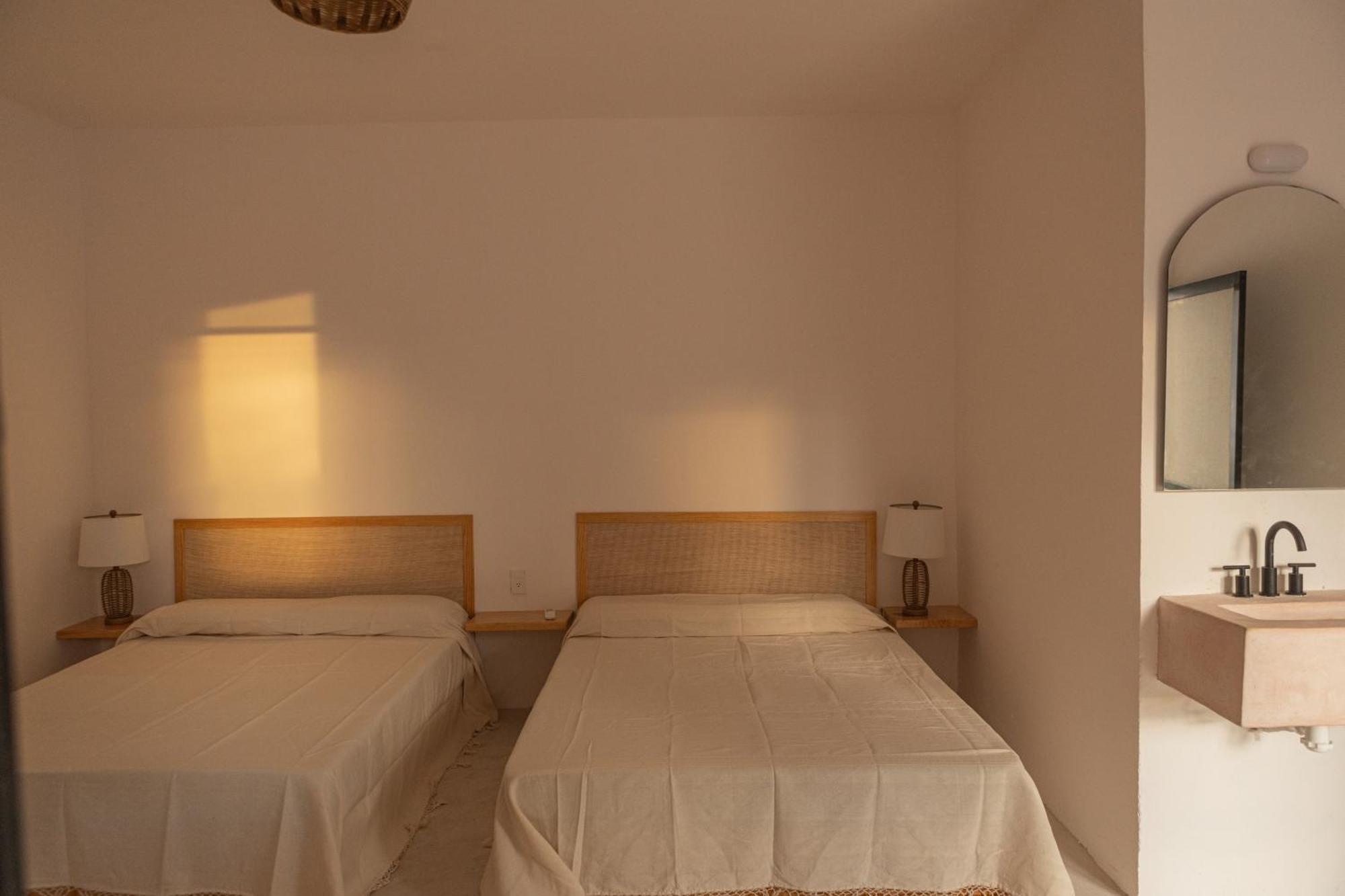 La Punta Rooms Brisas de Zicatela Екстер'єр фото