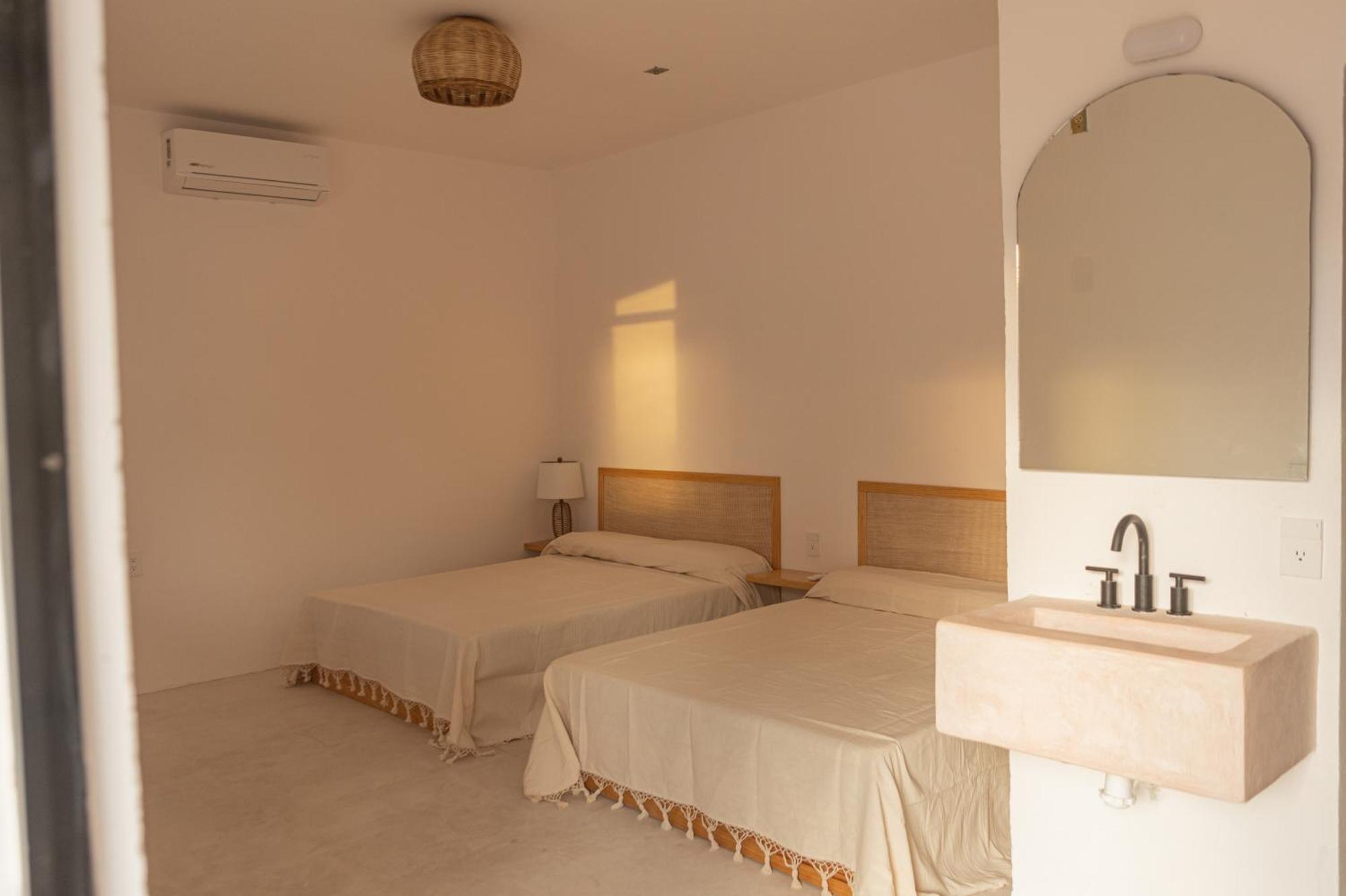 La Punta Rooms Brisas de Zicatela Екстер'єр фото